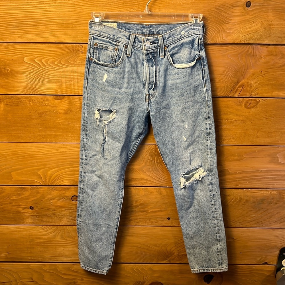 Levis Premium 501 S Skinny Womens Jeans 26x28  Button Fly Denim distressed Ankle